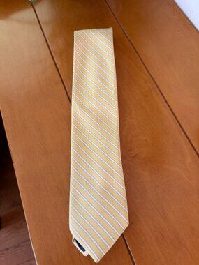 Allea vintage Italian necktie gold/mustard colored